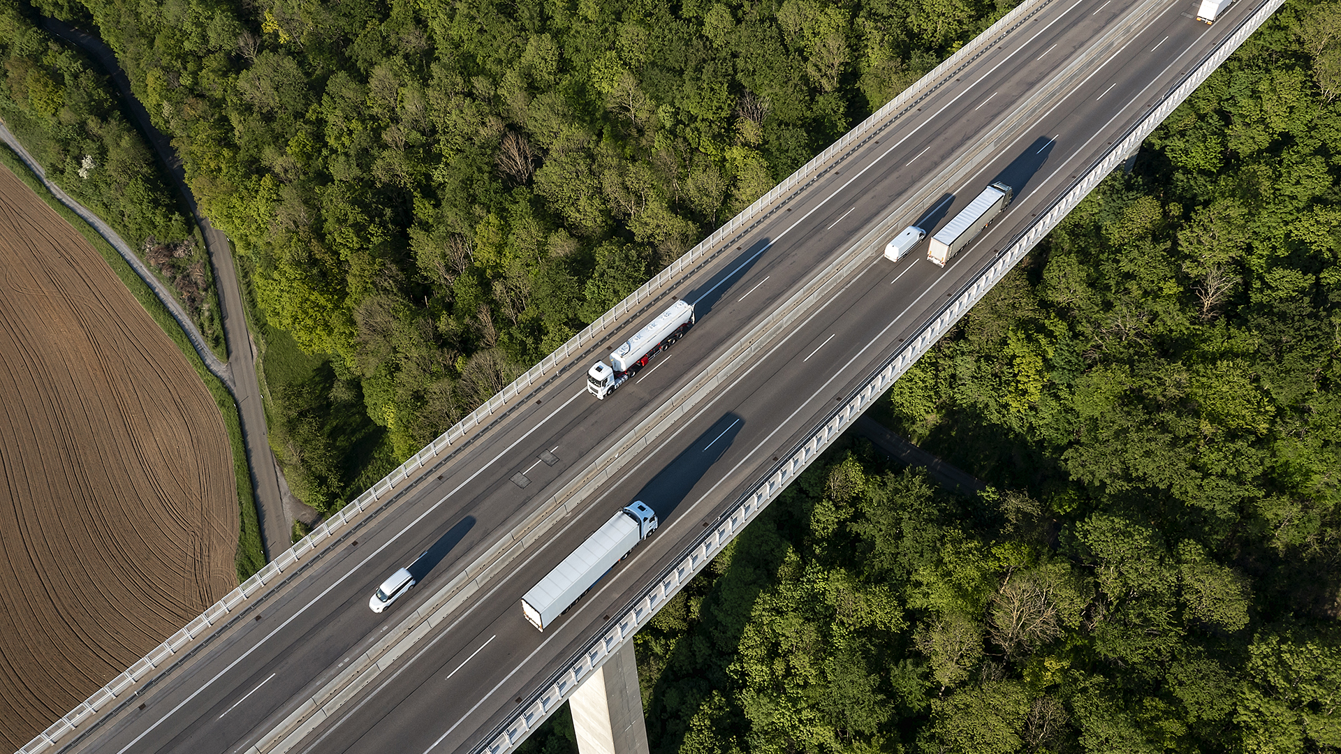 2023 Last Mile Delivery Trends and Risks