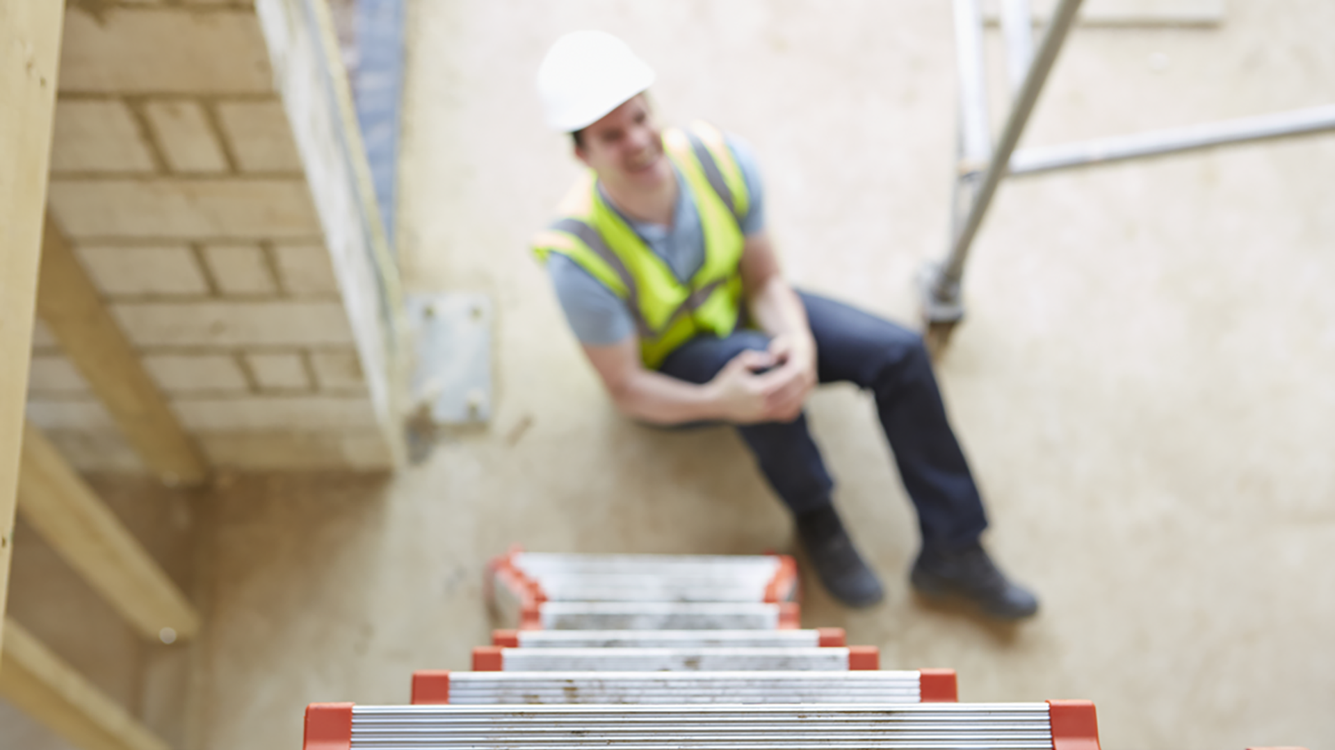 How Delaying to Report an Injury Hurts Employee and Employer