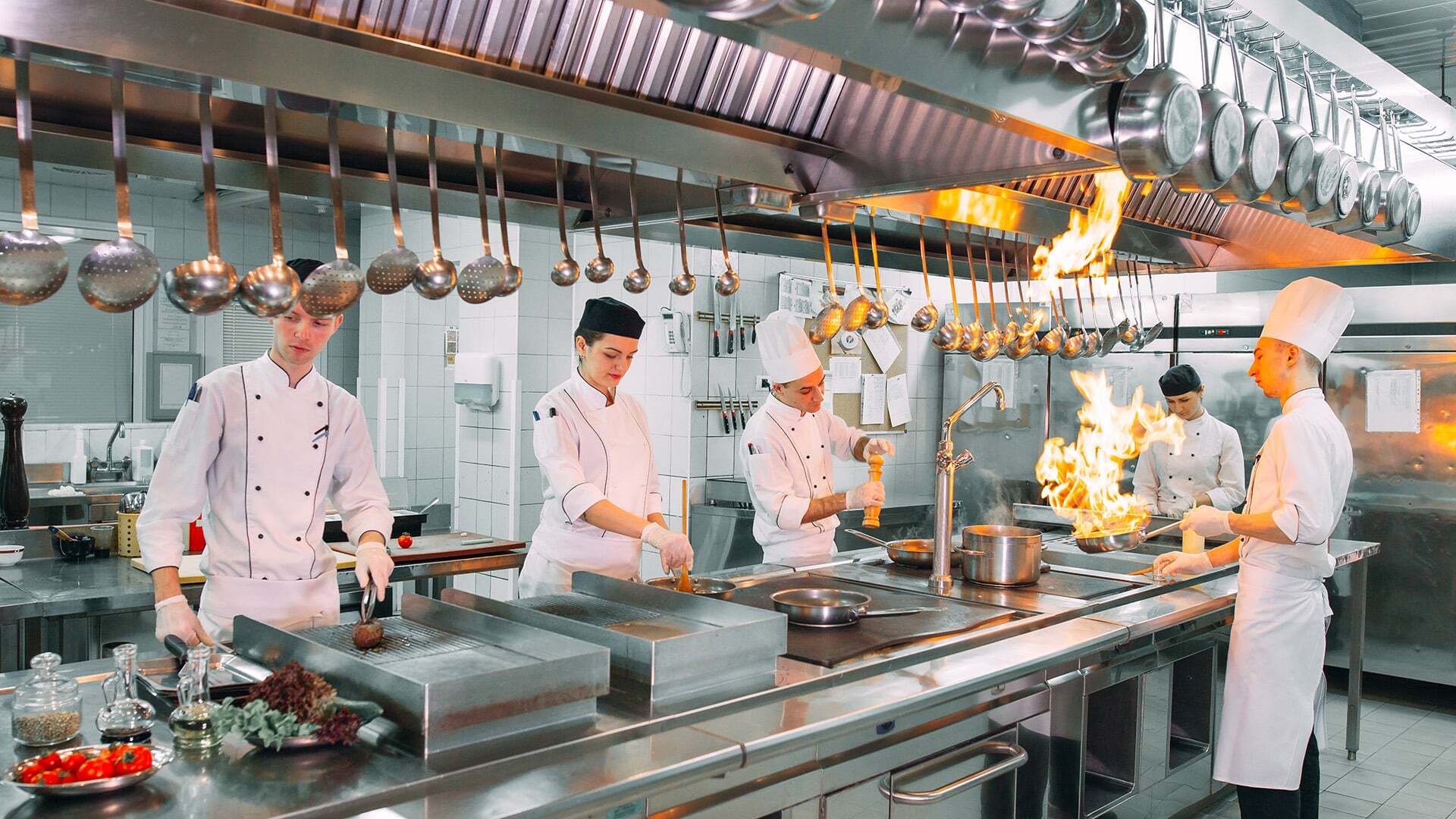 Top 4 Workers’ Compensation Exposures for Restaurant Owners